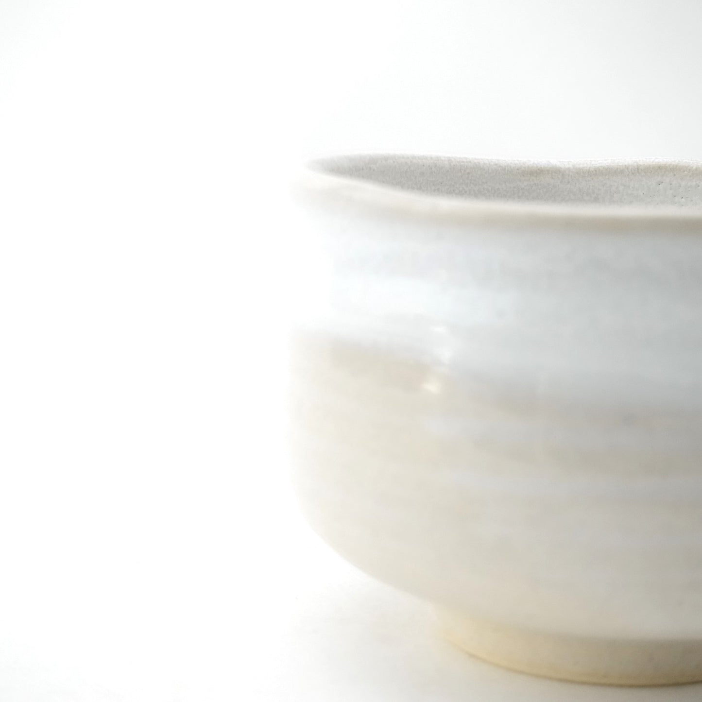 FD White Glaze White Karatsu Drip Nodate Matcha Bowl Hasami Porcelain