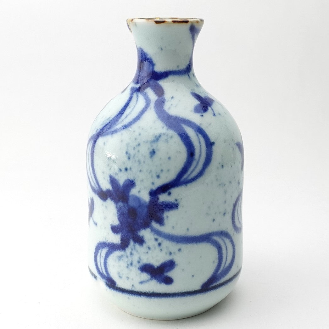 Gold Line Kosome Water Stream Sake Set Imari Porcelain