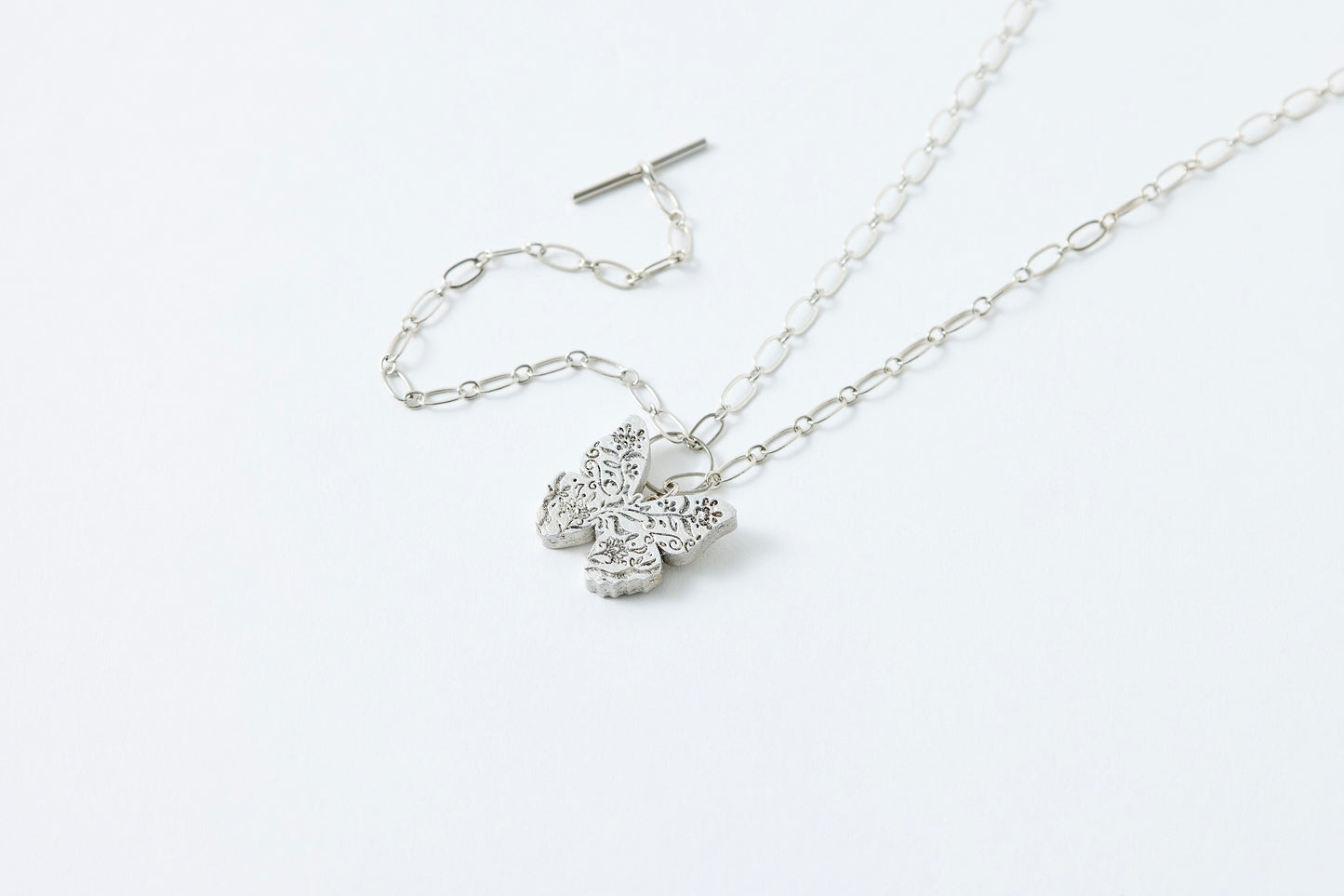 HAKUCESSORY Necklace Good Luck Platinum
