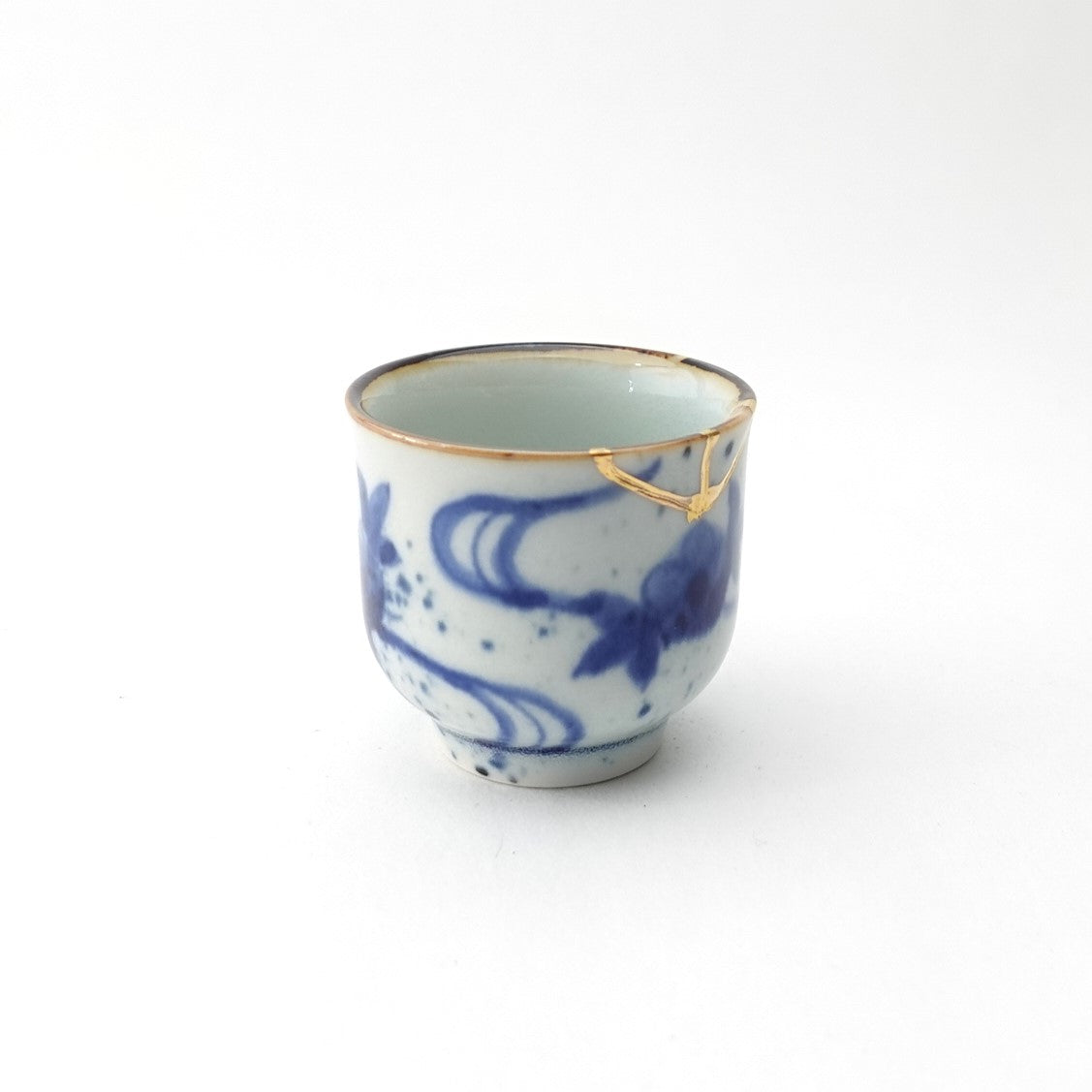 Gold Line Kosome Water Stream Sake Set Imari Porcelain