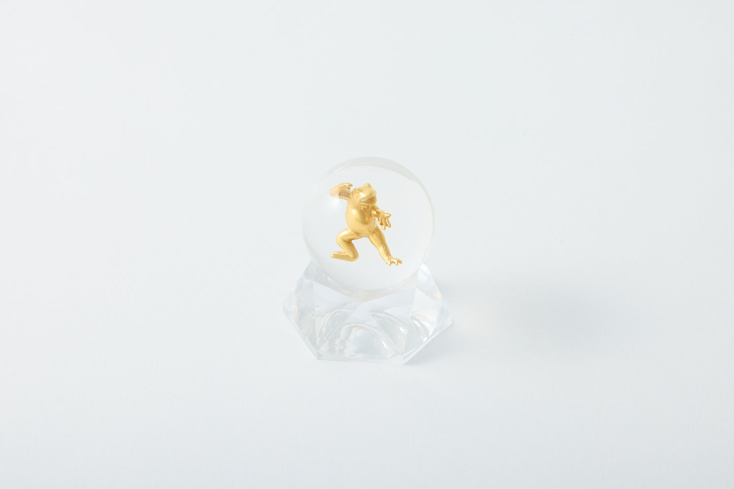 Treasure Ship & Golden Frog