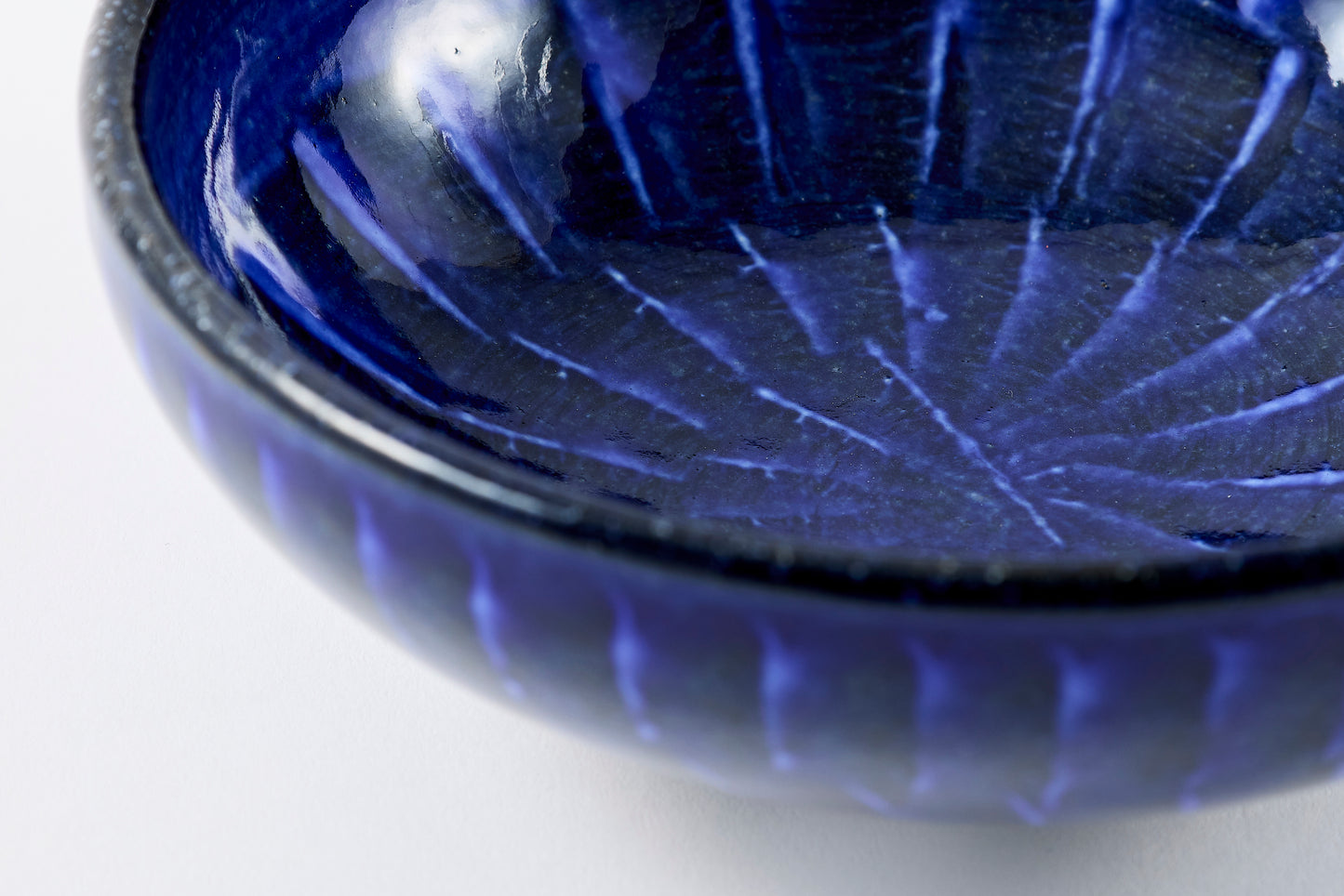 FD Blue Glaze Brush Round Flat Bowl Hasami Porcelain