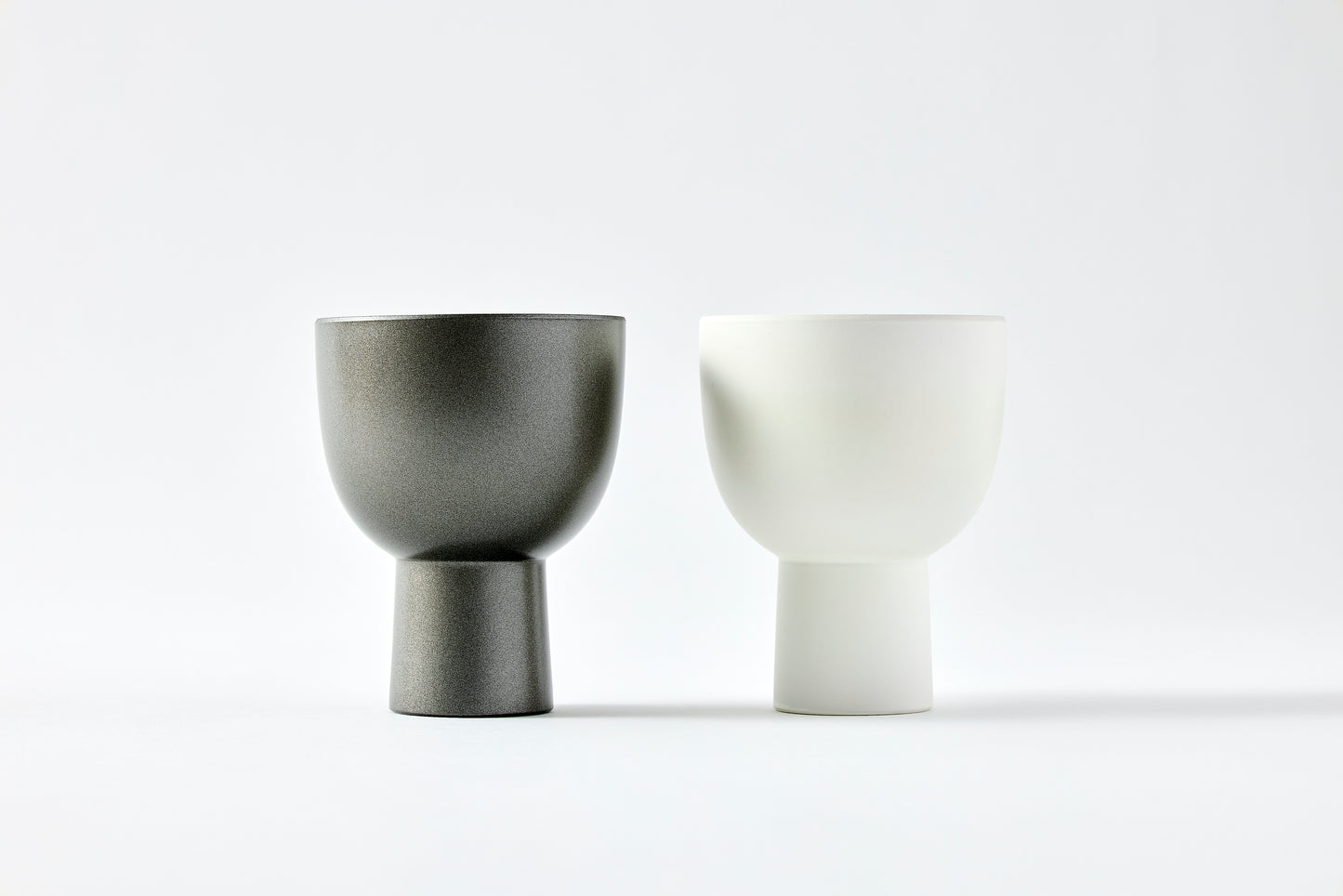 cup 115 / mat white