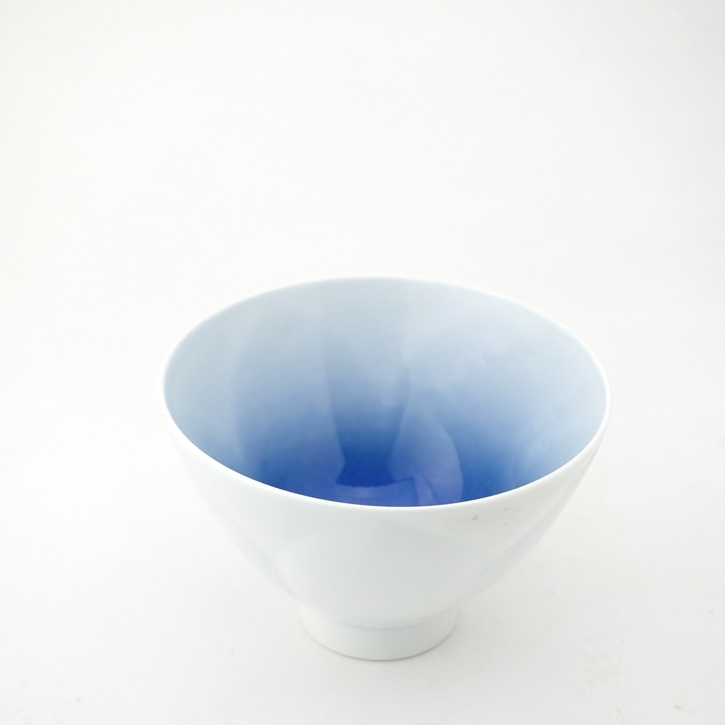 WANOKA Flower-Shaped Teacup BL Arita Porcelain