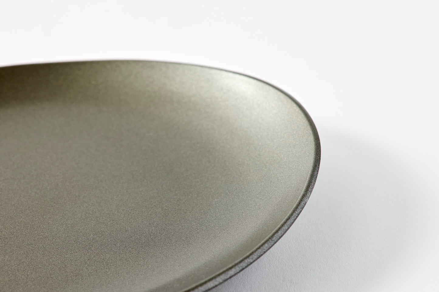 wave plate / silver metallic