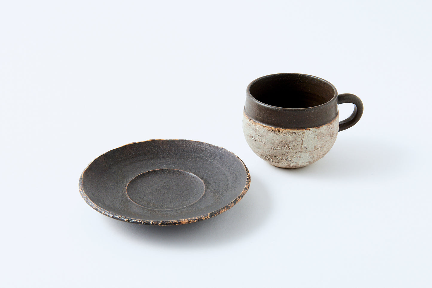 Coffee Cup & Saucer (Round Type)