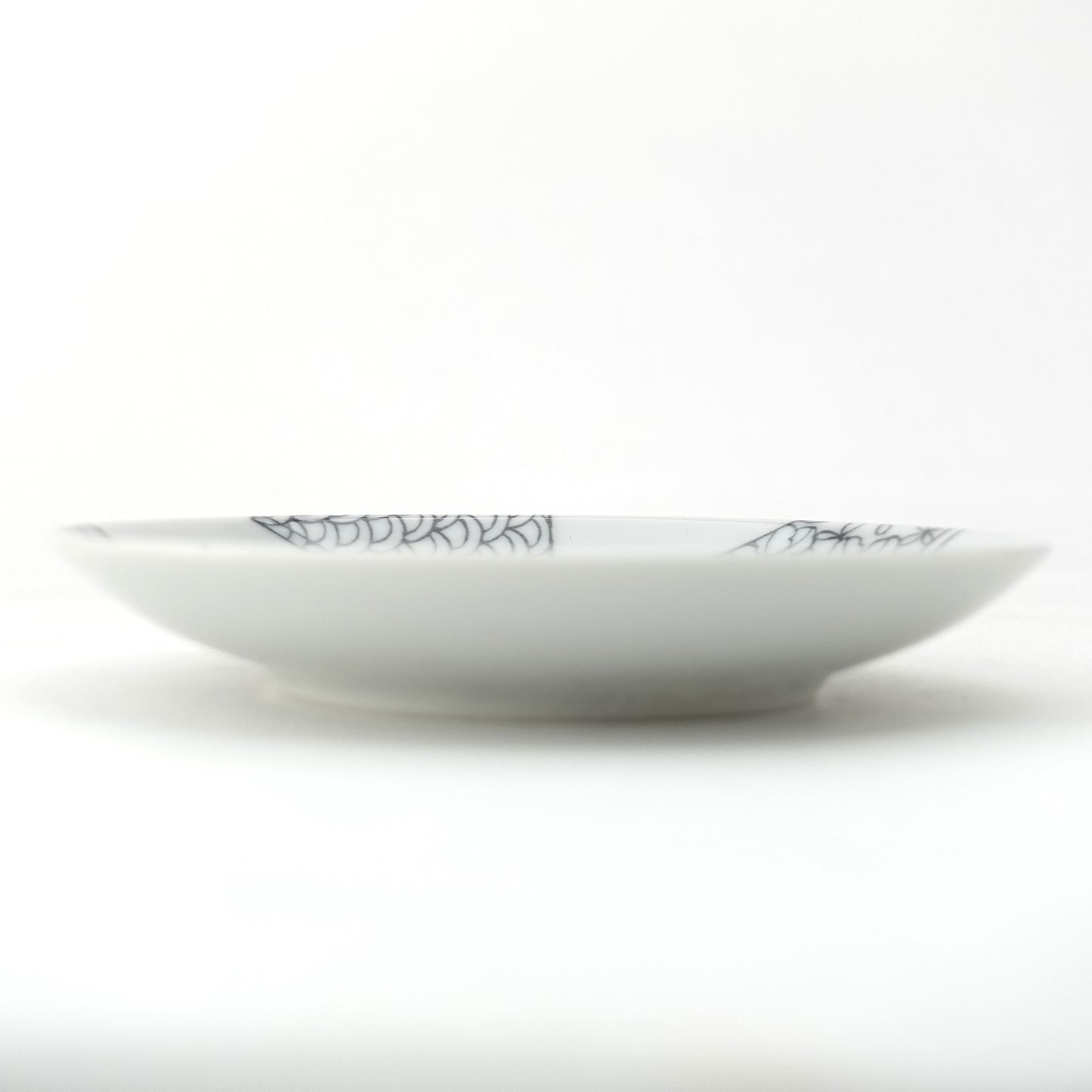 Ezoshi Motif Nabeshima Komon Small Plate Imari Porcelain