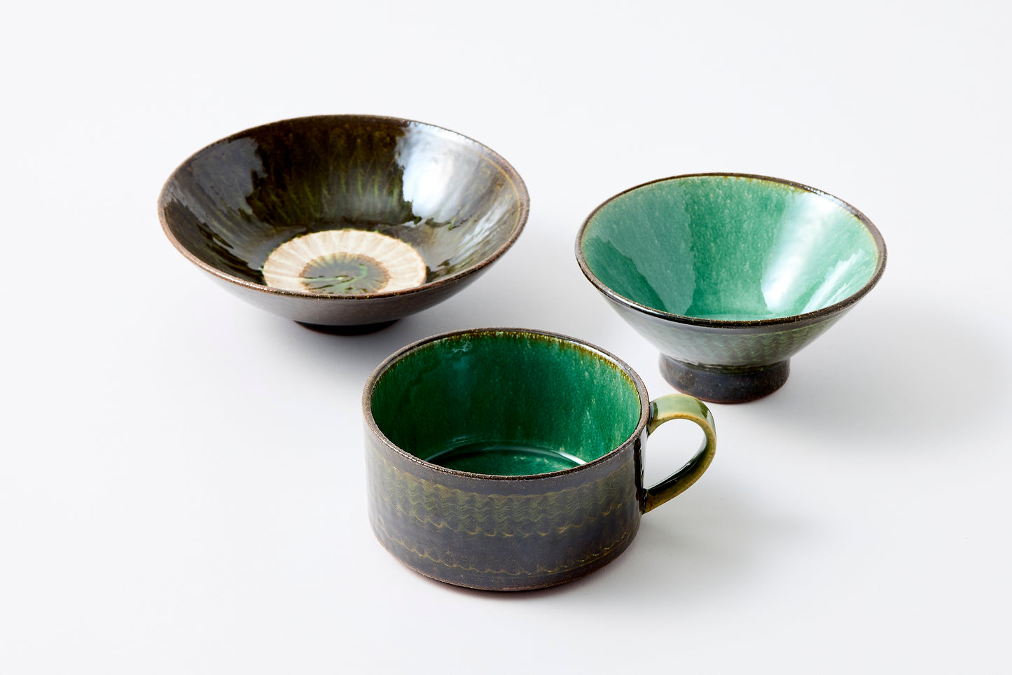 FD Green Glaze Bold Double Brush Stroke Rice Bowl Hasami Porcelain