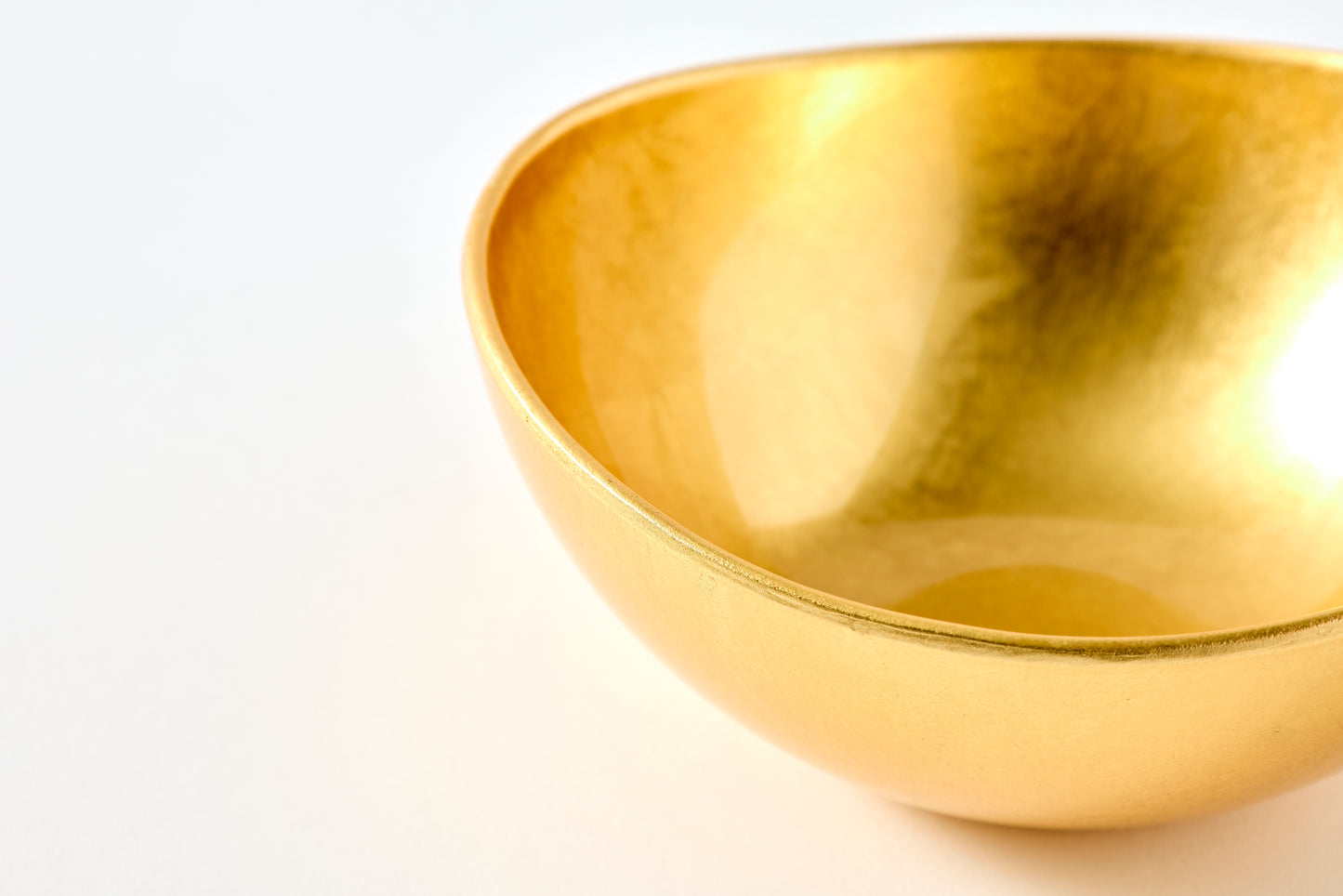 wave bowl / gold leaf