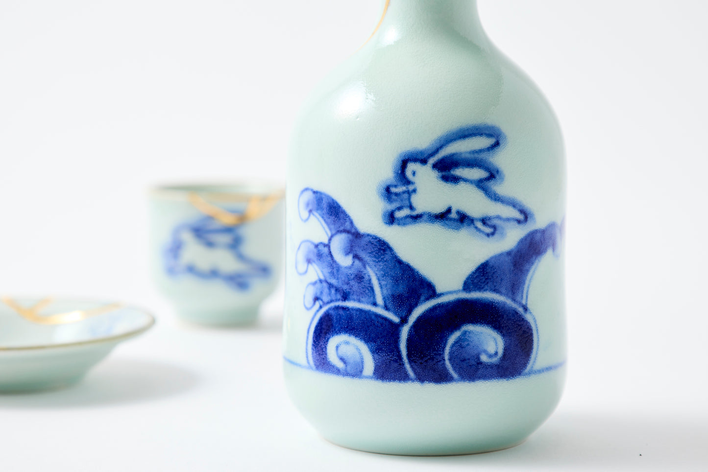 Gold Line Kosome Rabbit Sake Set Imari Porcelain
