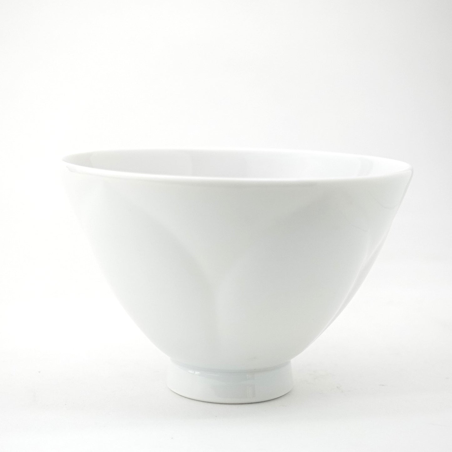 WANOKA Flower-Shaped Teacup OR Arita Porcelain
