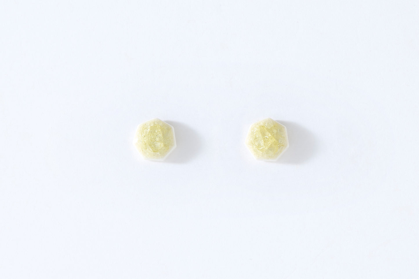 Honey-colored Heptagon Earrings