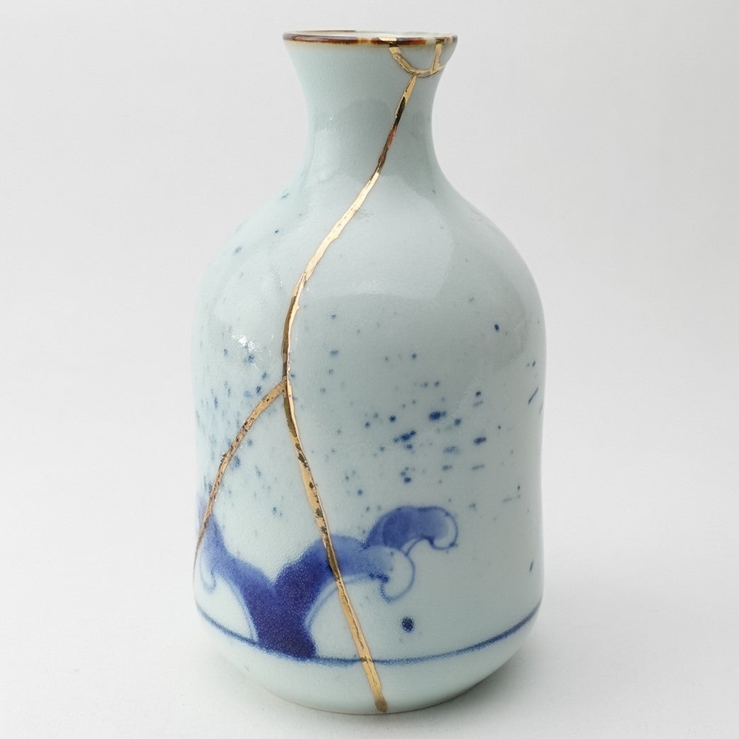 Gold Line Kosome Rabbit Sake Set Imari Porcelain