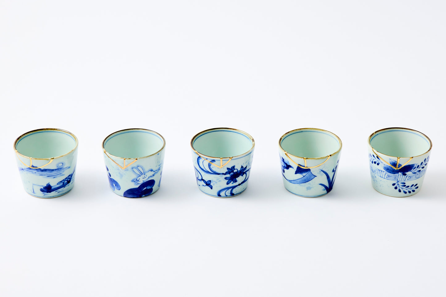 Gold Line Kosome Water Stream Sobachoko Imari Porcelain