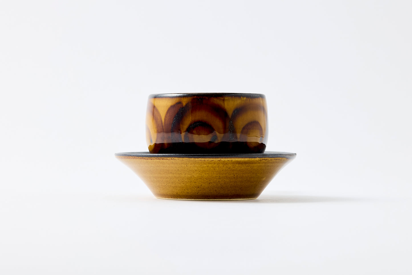 FD Circle Motif Amber Glaze Sencha Teacup & Saucer Hasami Porcelain