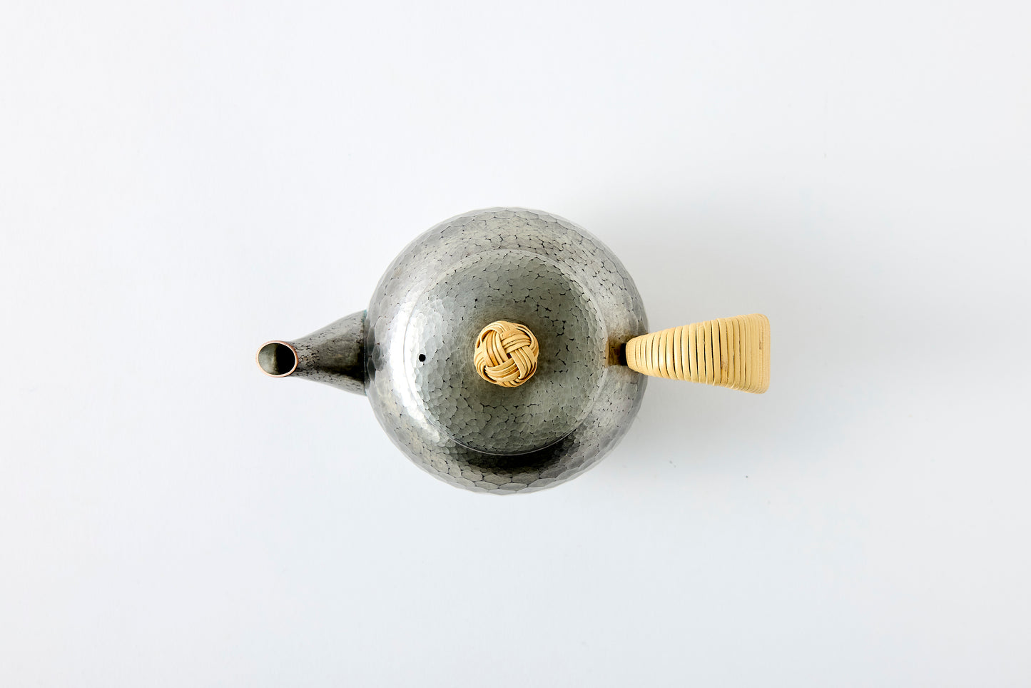 Teapot – Python / Silver White