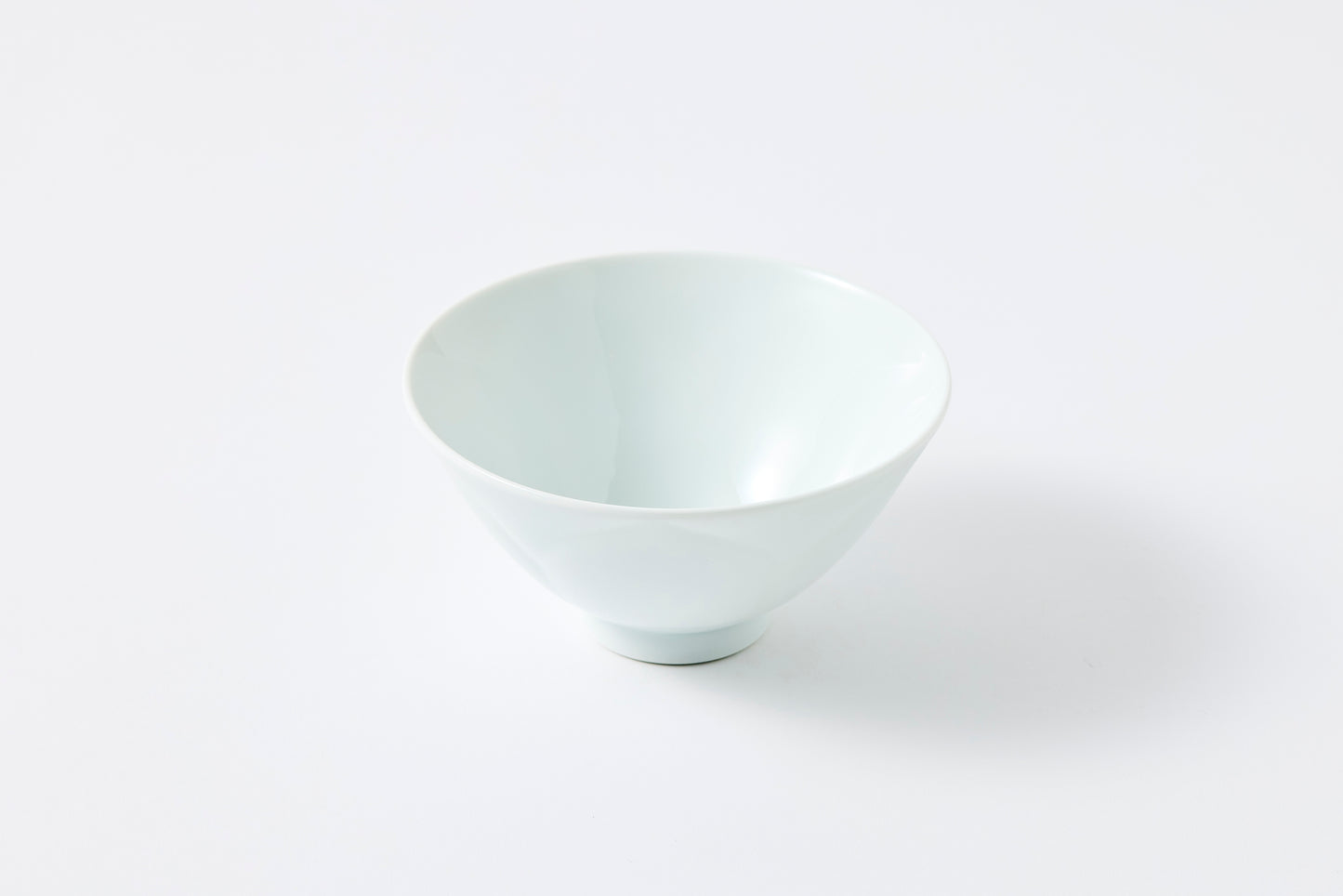 WANOKA Flower-Shaped Rice Bowl WH Arita Porcelain