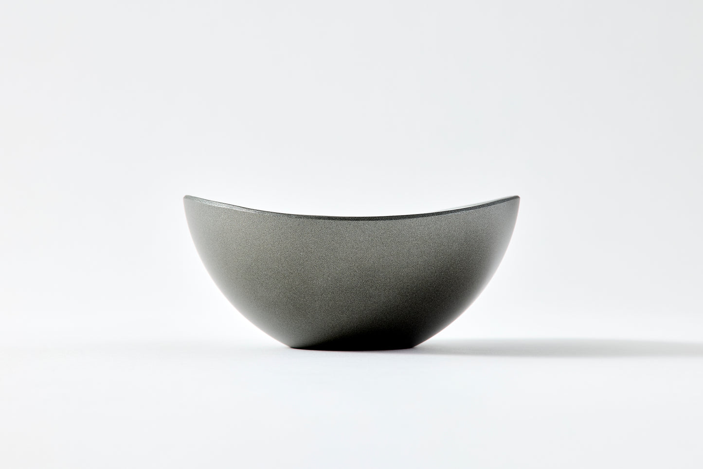 wave bowl / silver metallic