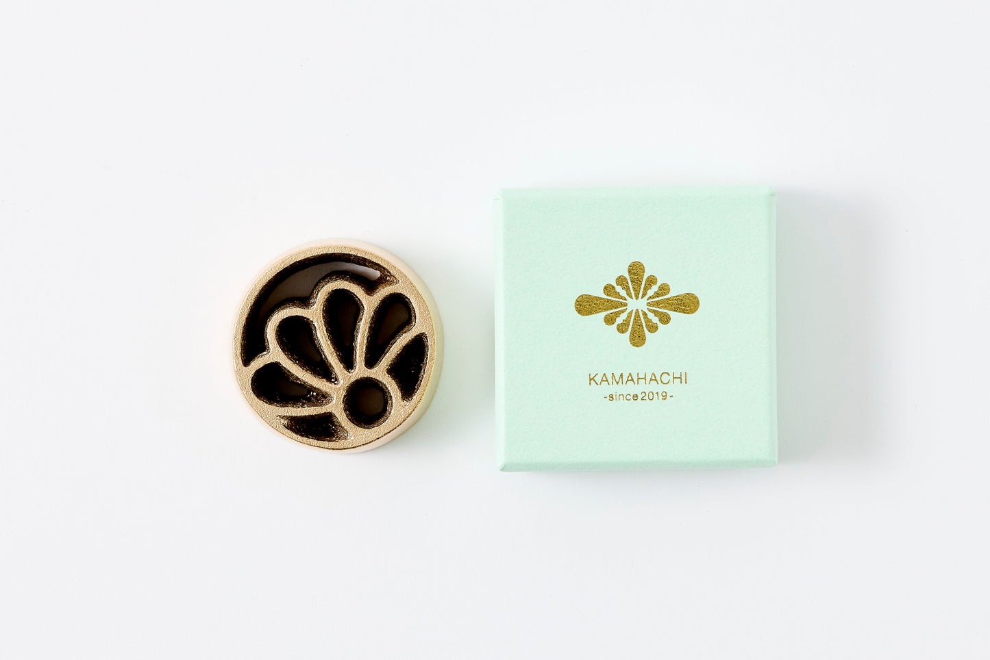 Pin-less Flower Frog ® / Petal S