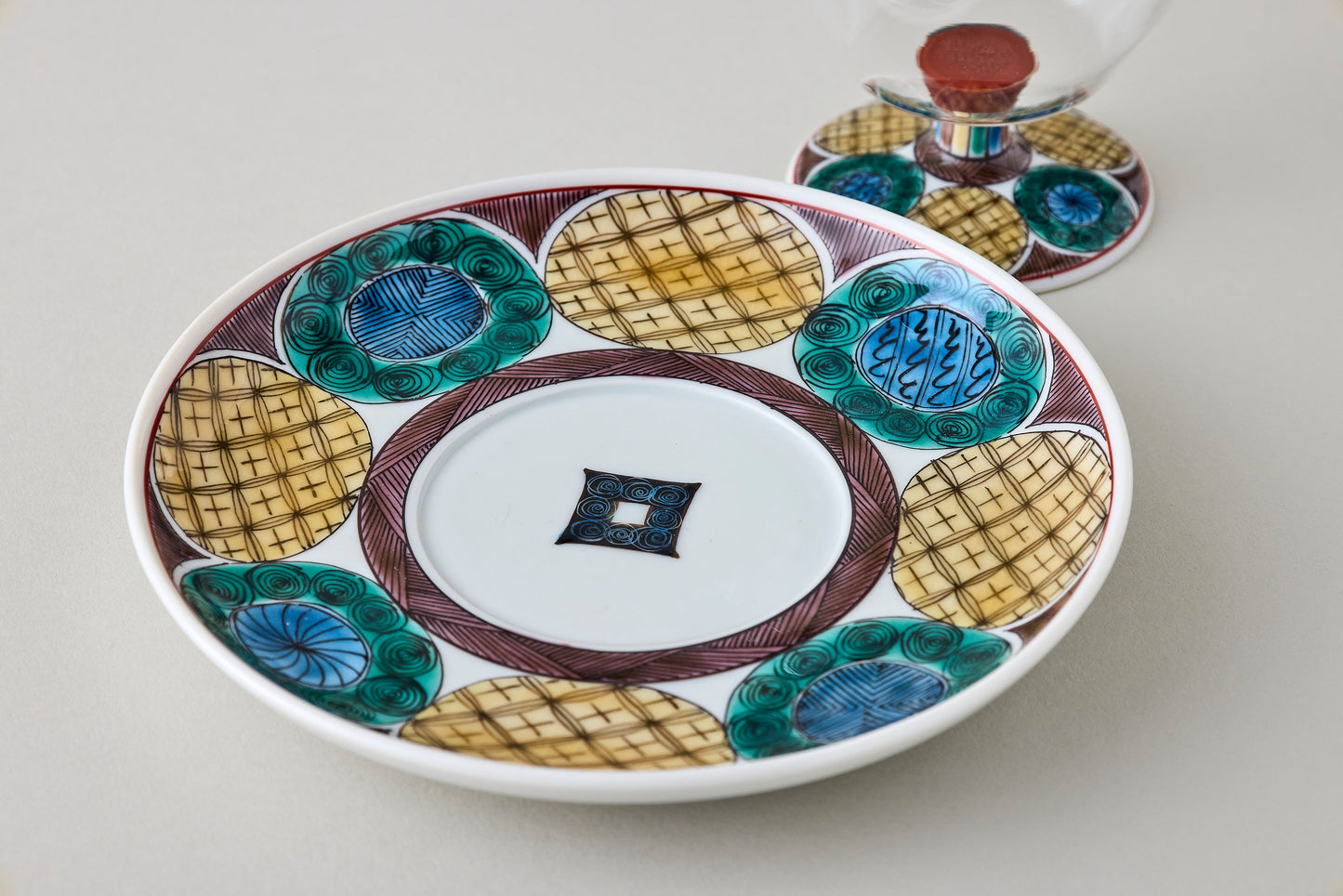 Coffee Cup & Saucer - Ko Kutani Circle Motif