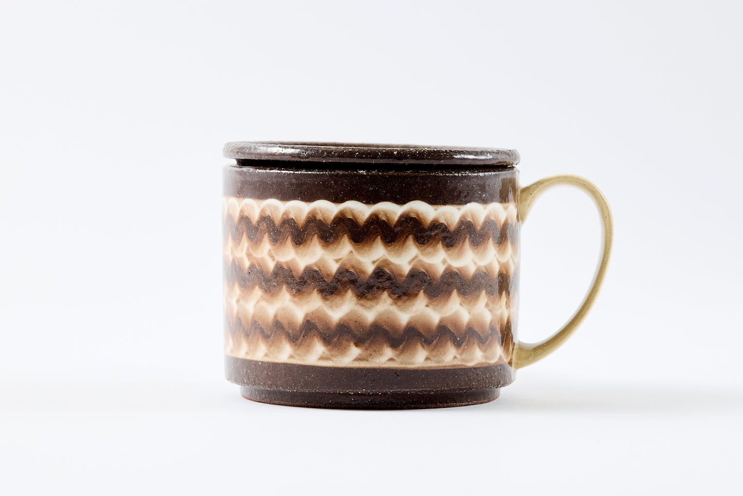 FD White Glaze Ripple Lidded Mug Hasami Porcelain
