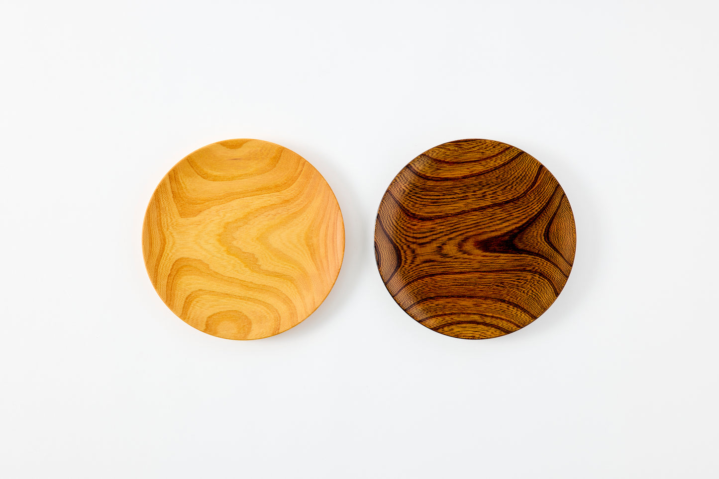 Lacquer Nitori Plate Keyaki φ18cm