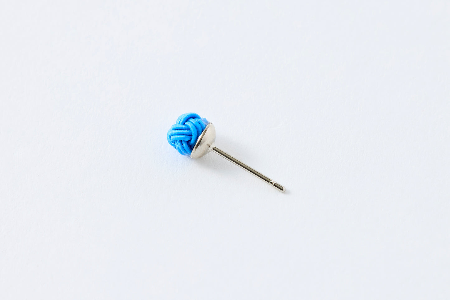 Musubi-dama | Post Pierced Earrings - Dayflower Blue
