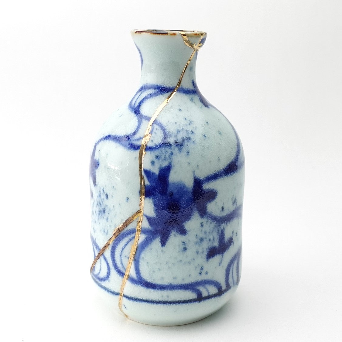 Gold Line Kosome Water Stream Sake Set Imari Porcelain