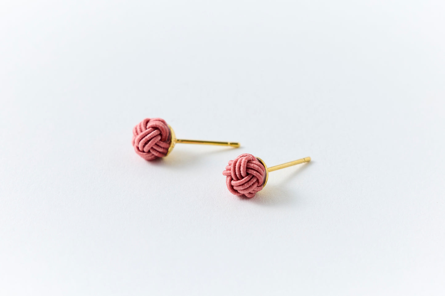 Musubi-dama | Post Pierced Earrings - Madder Red