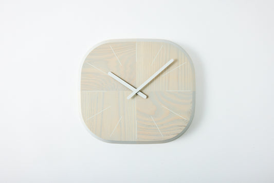 Hagi Clock Bevel (Square)
