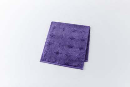 menca mature – Face Towel