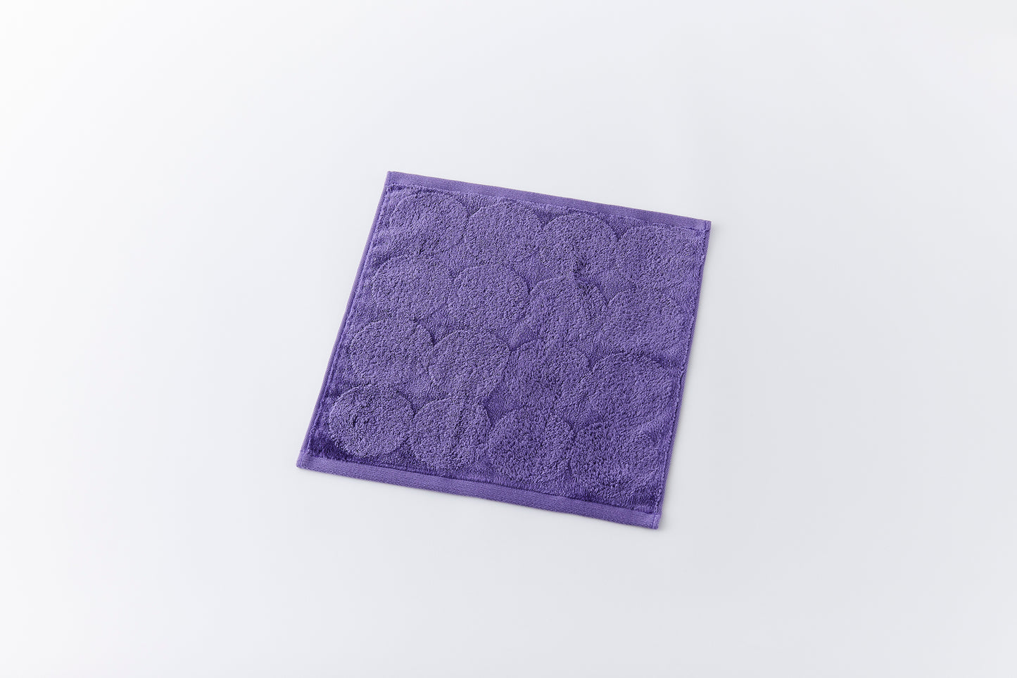 menca mature – Hand Towel
