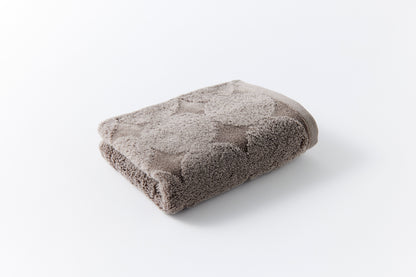 menca mature – Face Towel