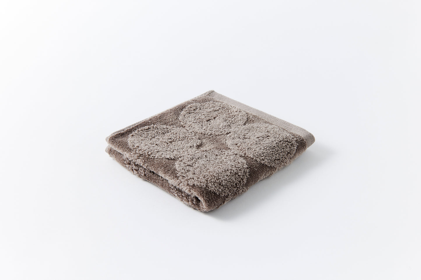 menca mature – Hand Towel