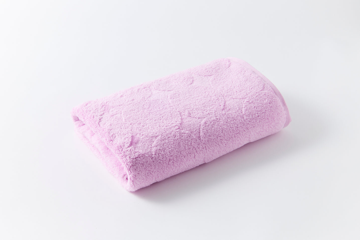 menca mature – Bath Towel