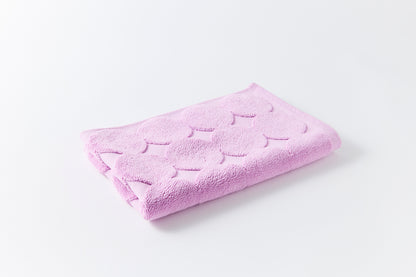menca mature – Bath Mat