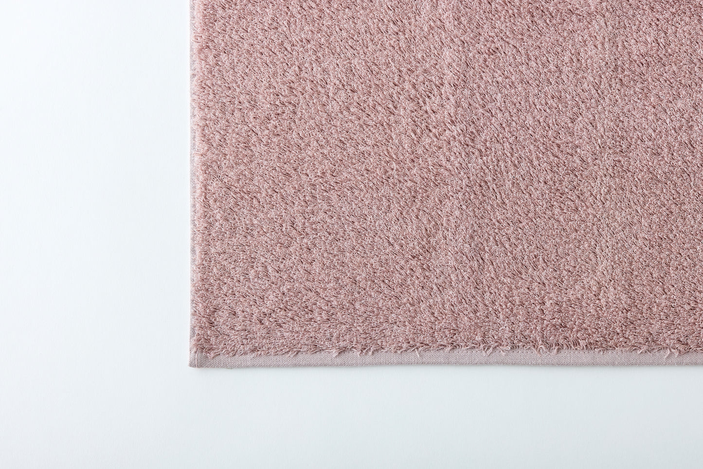 CONCORDIA Face Towel Silver Pink