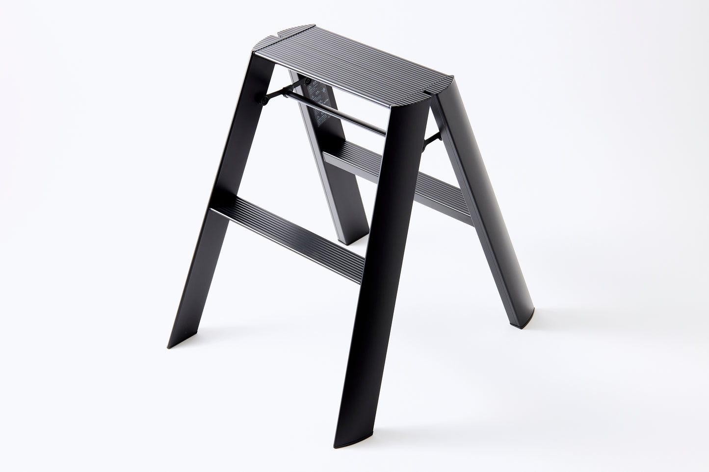 lucano Step Stool
