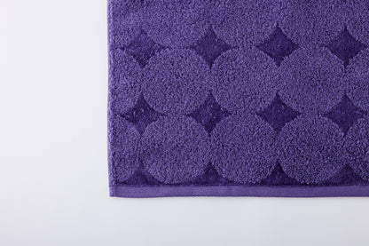 menca mature – Face Towel