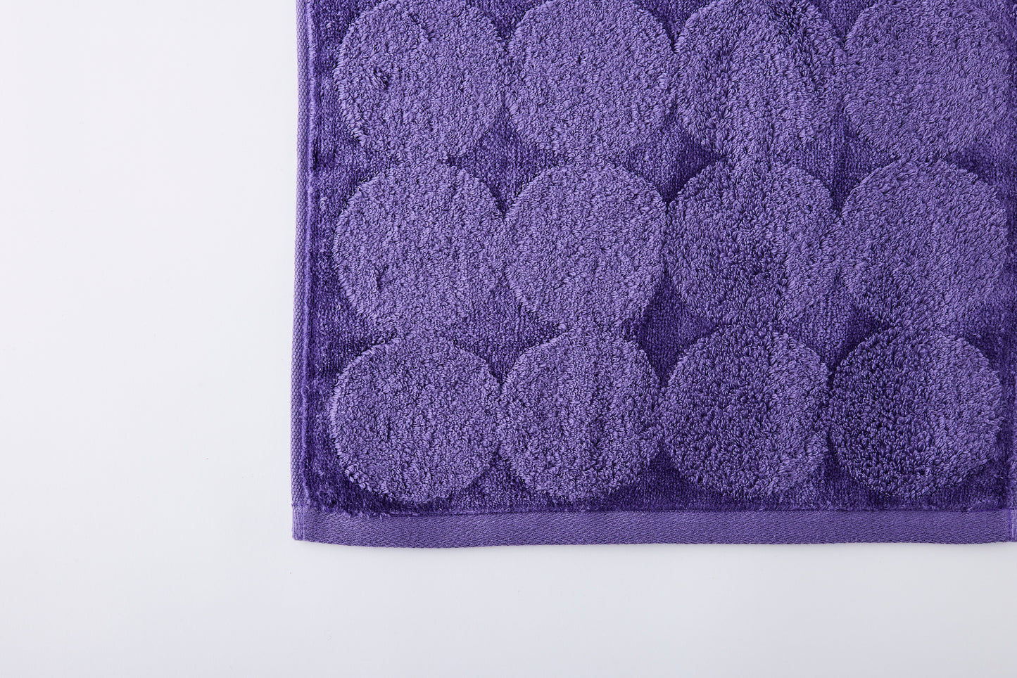 menca mature – Hand Towel