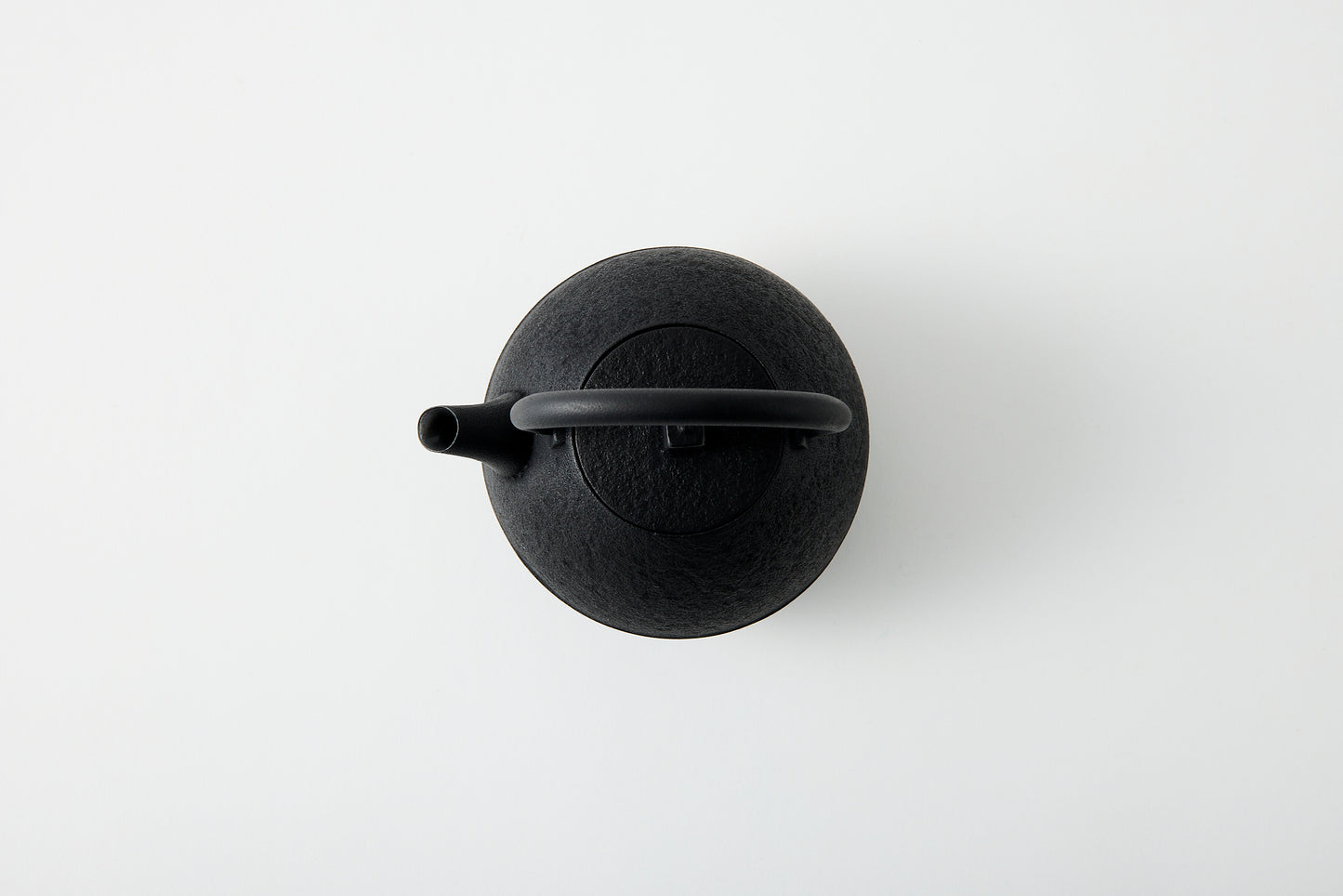 Nanbu Ironware Egg Teapot Medium