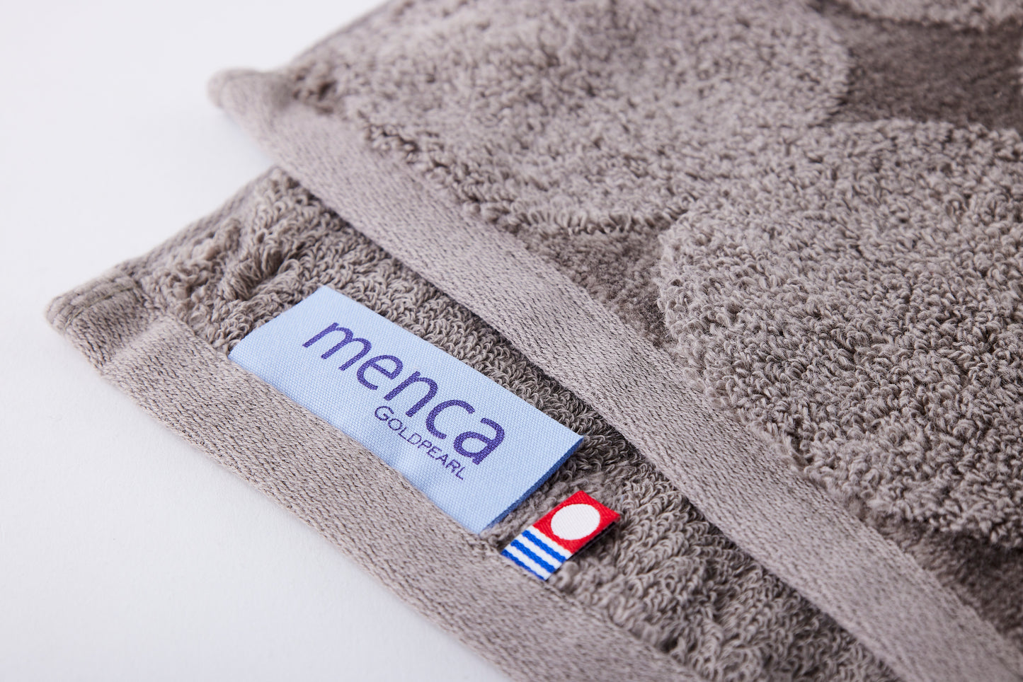 menca mature – Bath Towel