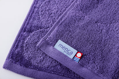menca mature – Hand Towel