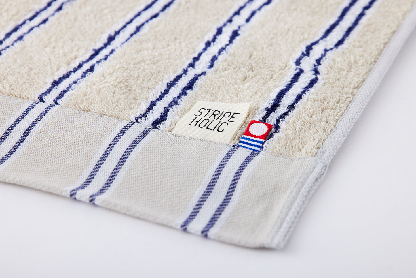 STRIPE HOLIC – Face Towel