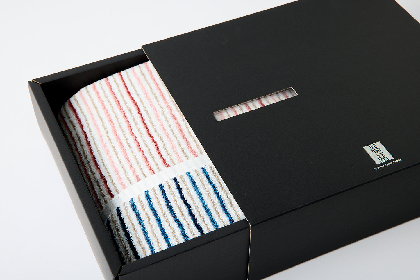 GOLDPEARL × SHIMA-SHIMA Bath Towel