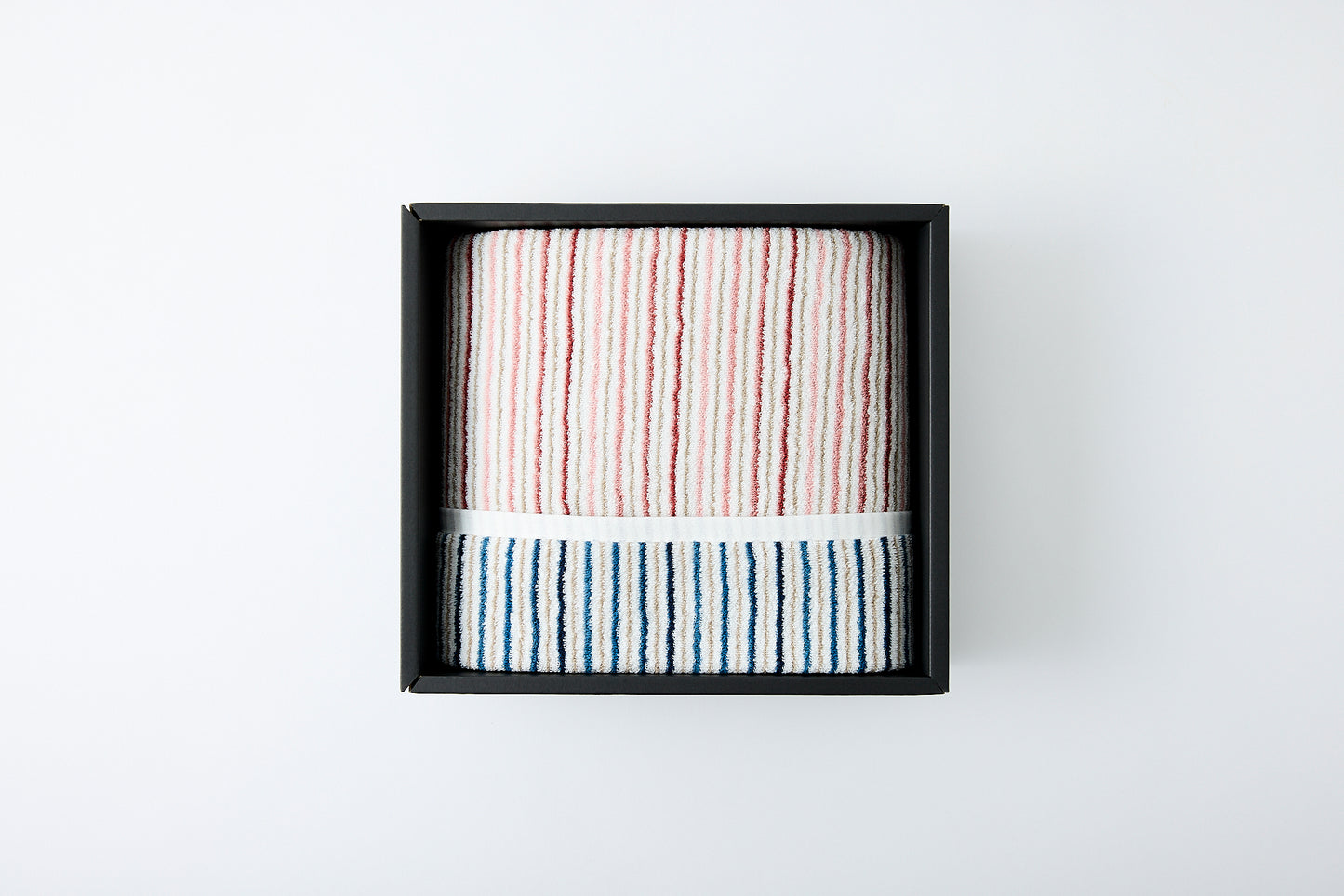 GOLDPEARL × SHIMA-SHIMA Bath Towel
