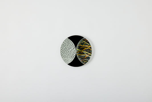 Kirihaku Glass – Minamo Moon – Kawari Yakihaku Silver Foil “Ice Crack” on Black – Round Plate