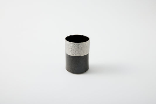 Utage Cup Medium, Black & Silver, Plain