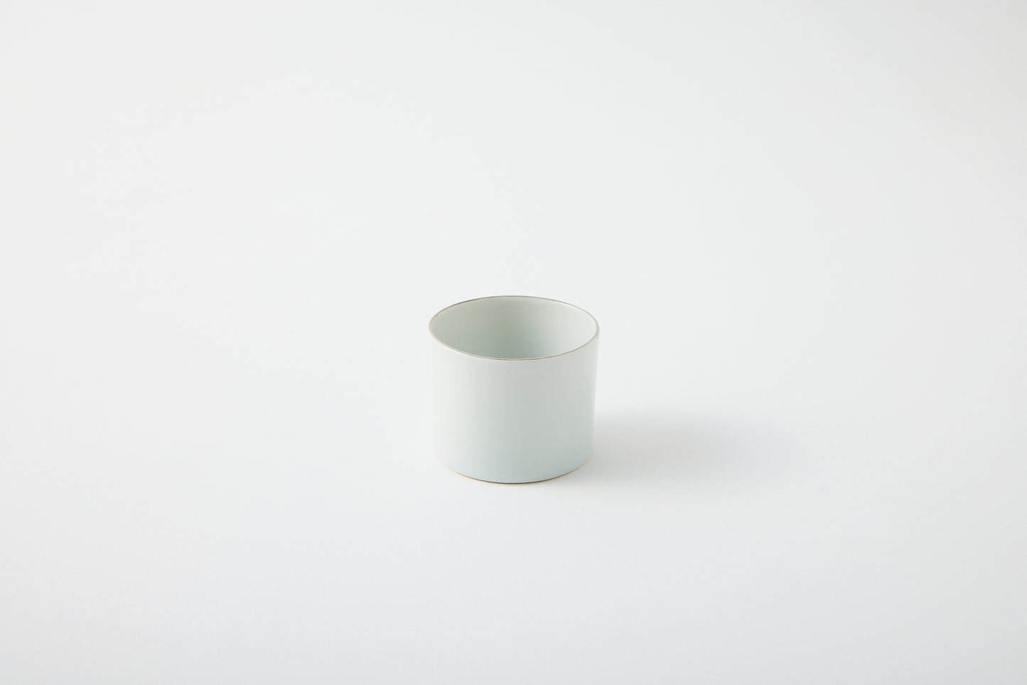 Utage Small Bowl, Cylindrical, White