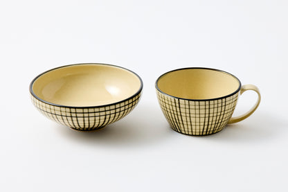 FD Lattice Round Flat Bowl Hasami Porcelain